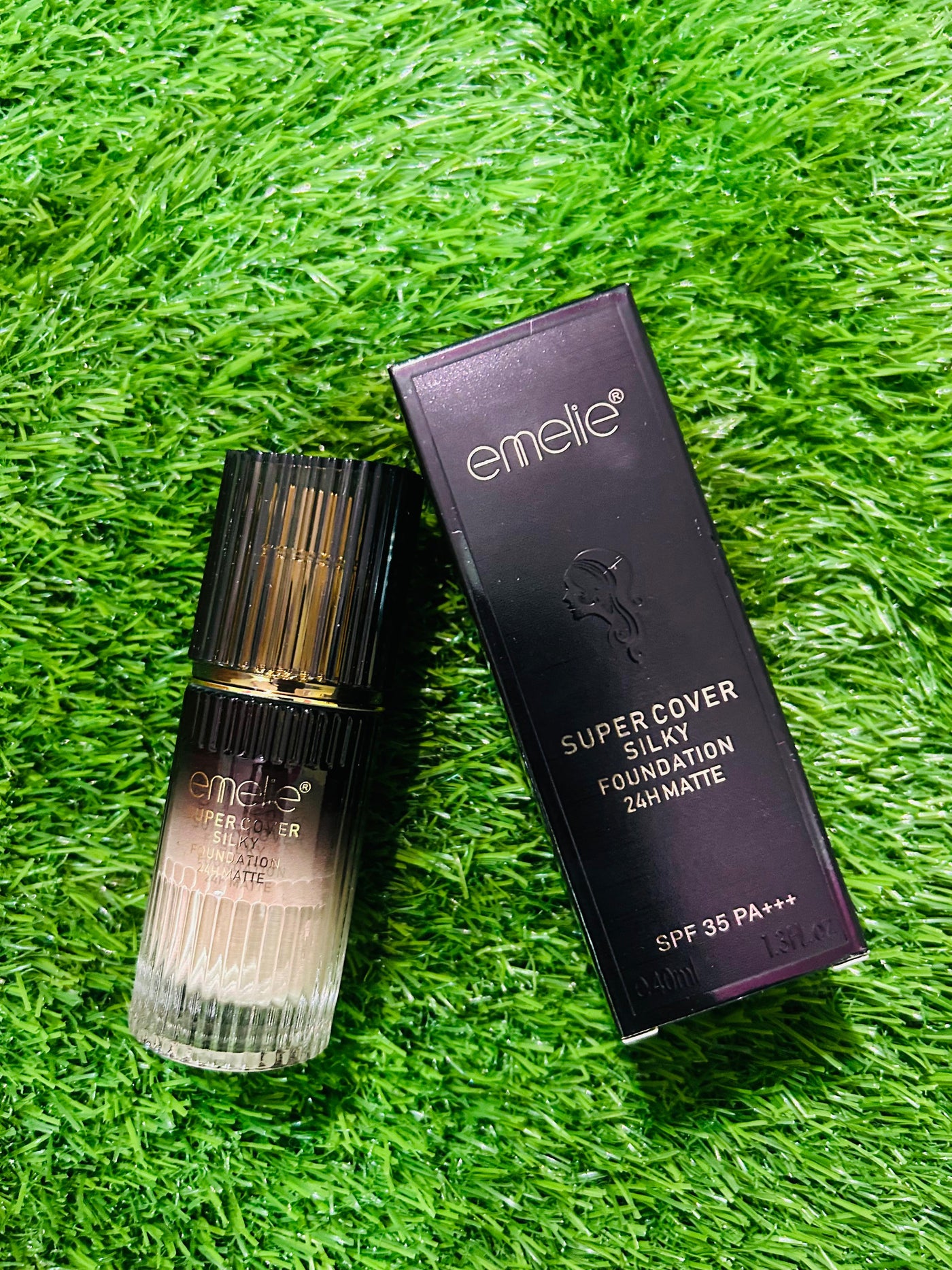 EMELIE SUPER COVER SILKY FOUNDATION