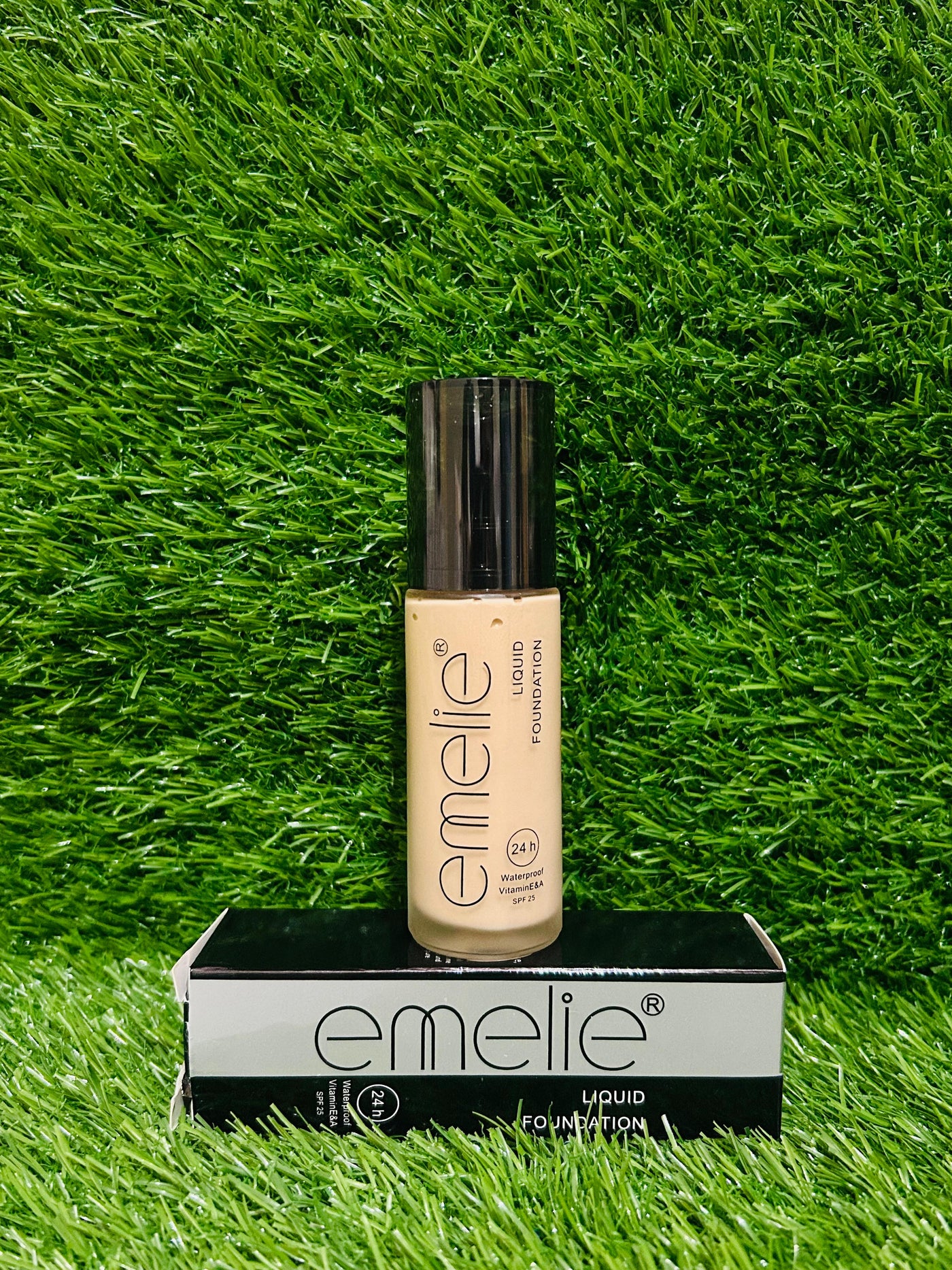 Emelie Waterproof And Long Lasting Liquid Foundation